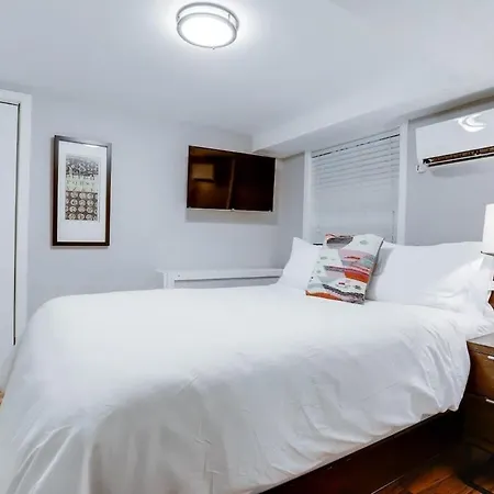 Beautiful 2 Bedroom Across From The House Of Representatives Washington Exterior photo