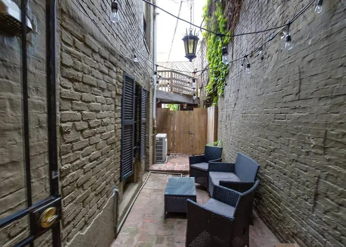 Beautiful 2 Bedroom Across From The House Of Representatives