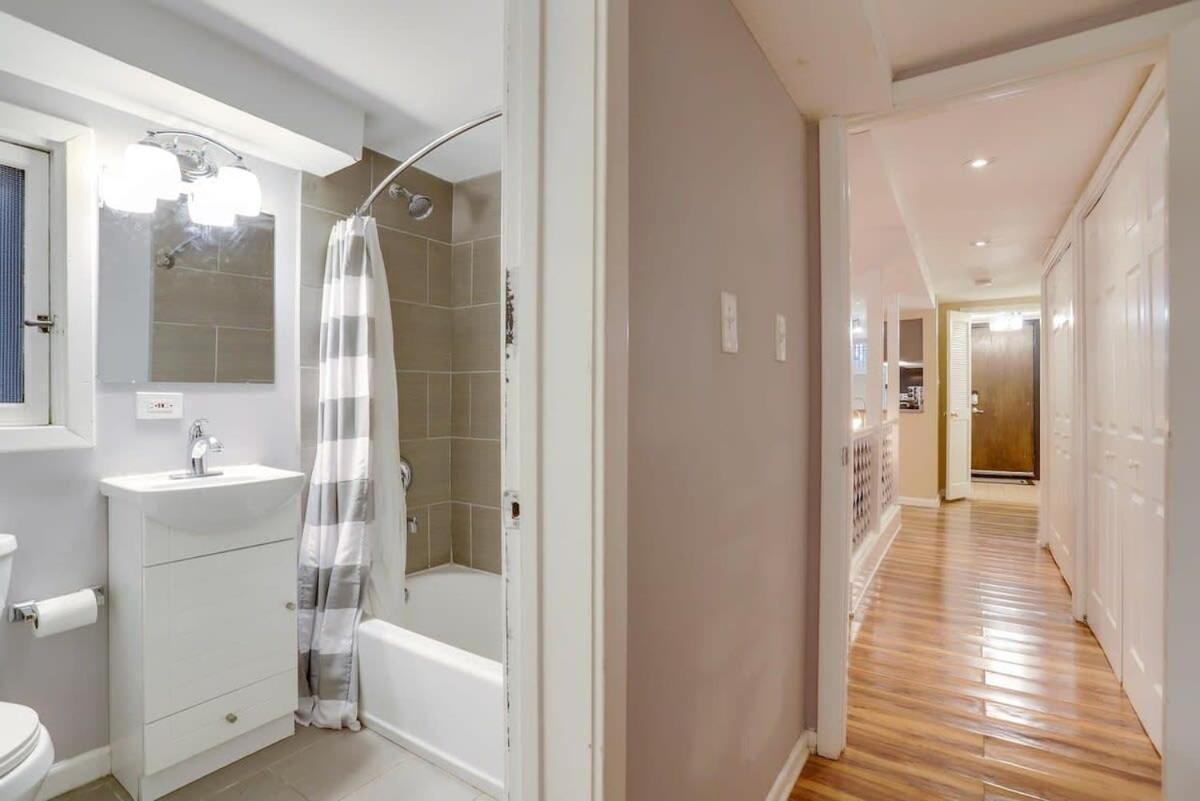 Beautiful 2 Bedroom Across From The House Of Representatives *
