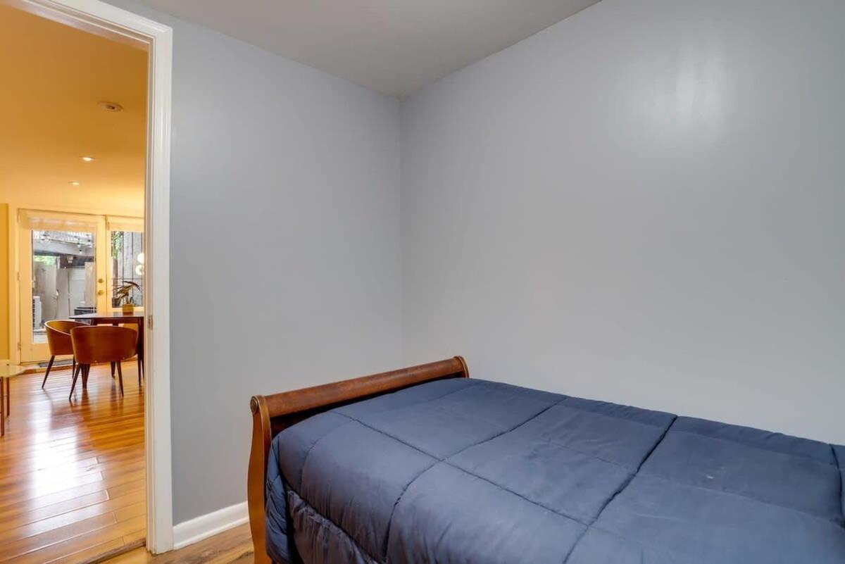 Beautiful 2 Bedroom Across From The House Of Representatives