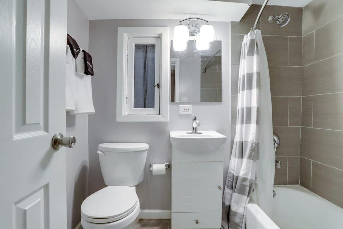 Apartment Beautiful 2 Bedroom Across From The House Of Representatives *