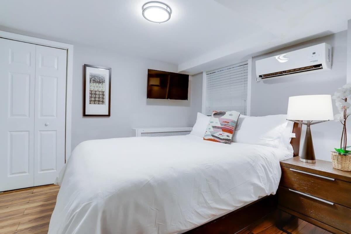 Apartment Beautiful 2 Bedroom Across From The House Of Representatives Washington